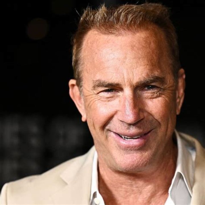 Costner's Impressive Net Worth: Uncovering The Hollywood Star's Wealth