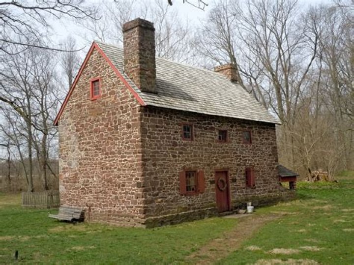 Explore The Historic Henry Thomas House: A Window Into The Past
