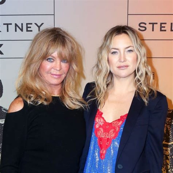 Goldie Hawn And Daughter: A Mother-Daughter Bond In Hollywood