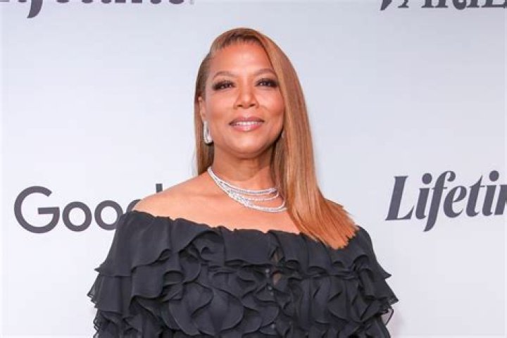 How Tall Is Queen Latifah And More About Her Stature