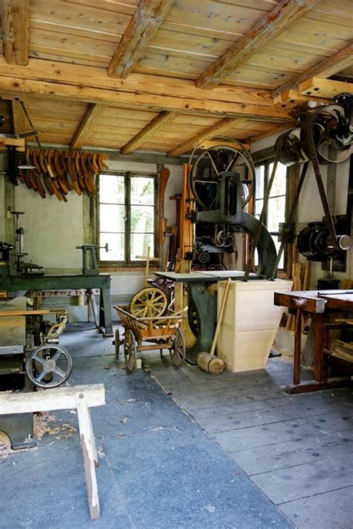Kimberly Woolen: The Enduring Legacy Of Craftsmanship And Innovation