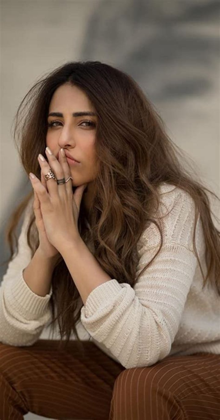 Lea Khamphachanh: A Rising Star In The Entertainment Industry