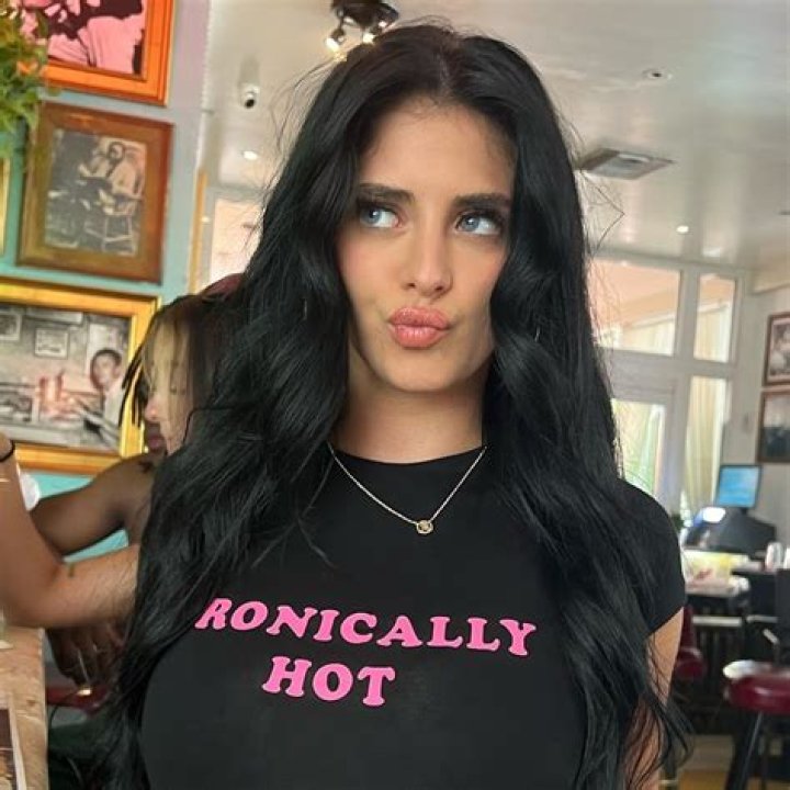 OnlyFans Content: The Ultimate Guide To Camila Araujo's Exclusive Content