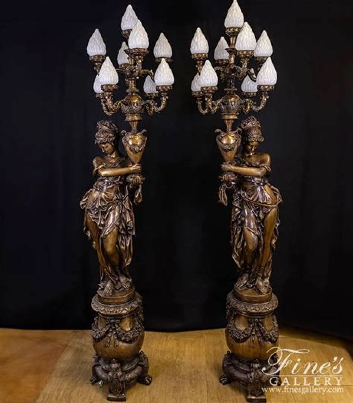 Sensational Artistry: Elise Pugliese's Noteworthy Creations